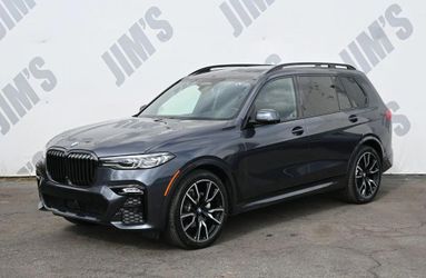2022 BMW X7