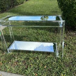 Lucite Entry Table 