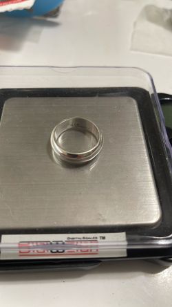 Sterling silver wedding band size 9