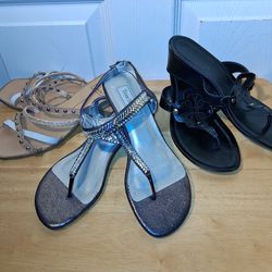 3 pairs ladies size 7-7 1/2 lot of sandals $10 for ALL 3!