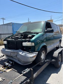 Chevrolet Chevy astro van 4.3L part out