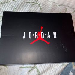 Jordan MVP 92 Black/Red Size 8 (Brand new)