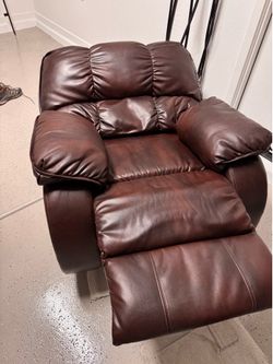 Pickup only - Oversized Power Recliner - Dark Brown - Comfortable & Fully Functional