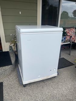 Vissani Freezer