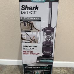 Shark Detect Lift-Away ADV Upright Vacuum, Pet Friendly, Floor Detect, Direction Detect.