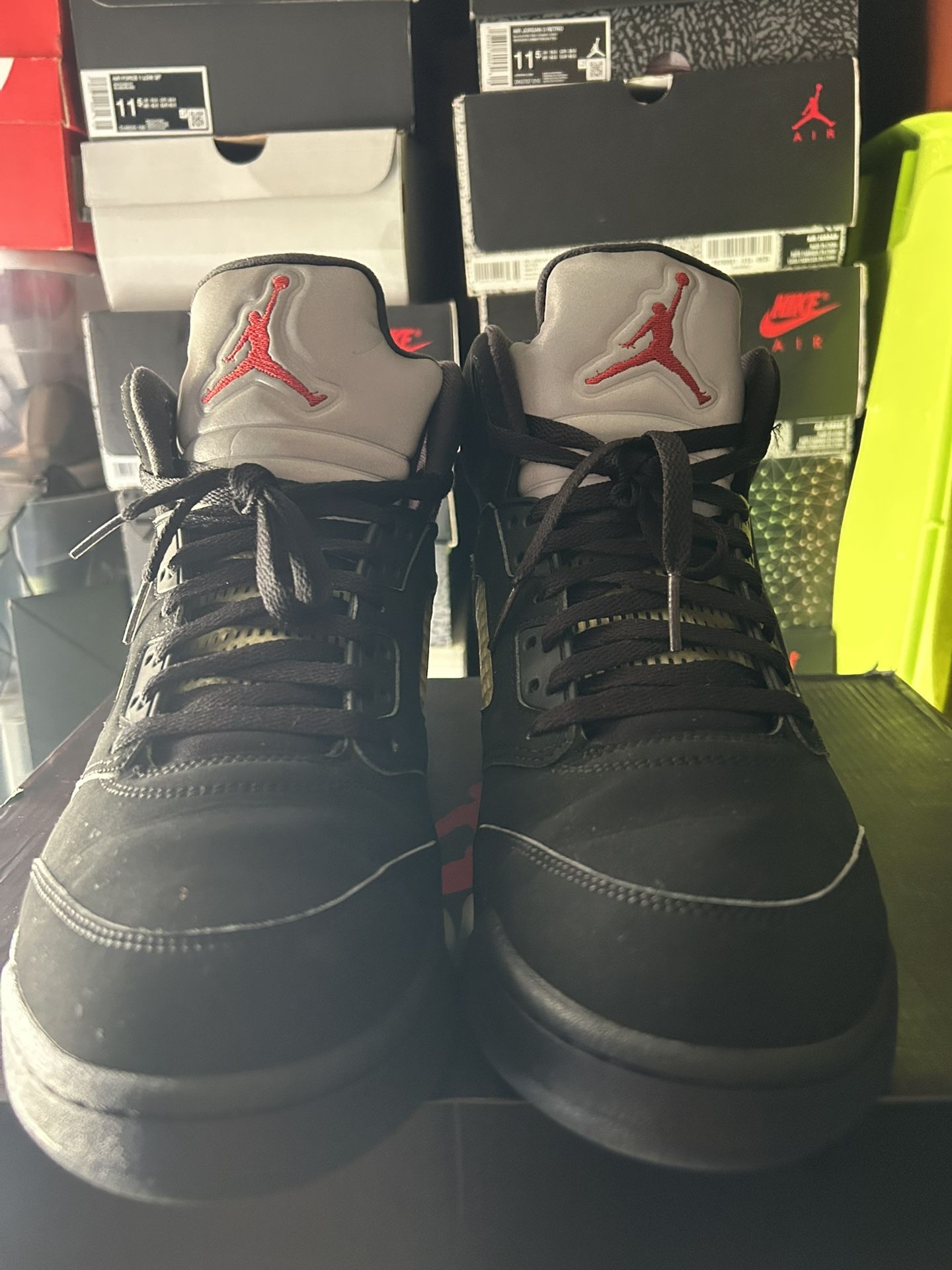 Jordan 5 “Black Metallic”