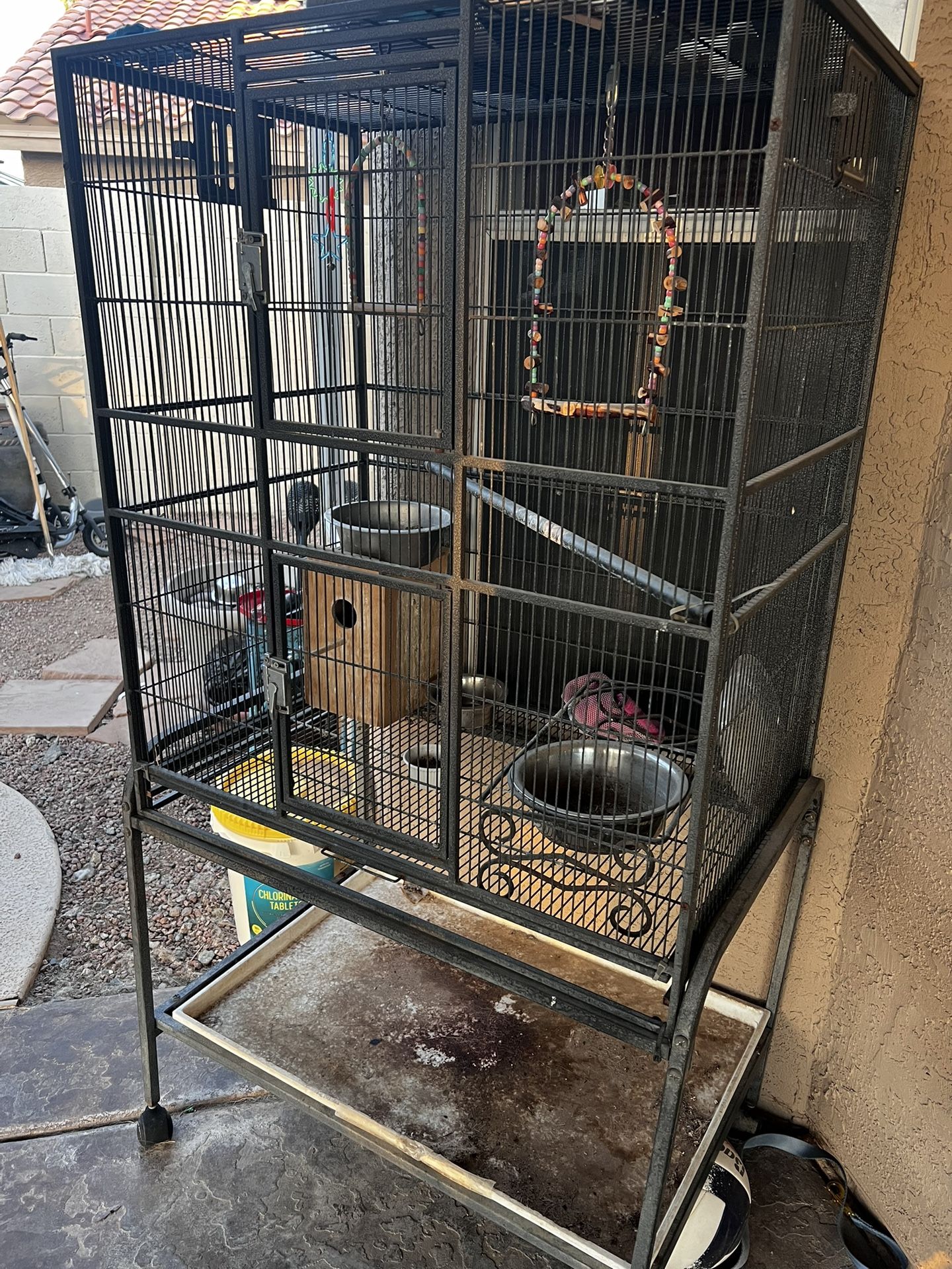 ***** Large Powder Coated Bird Cage Birdcage *****
