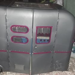 18 in Doll Trailer 
