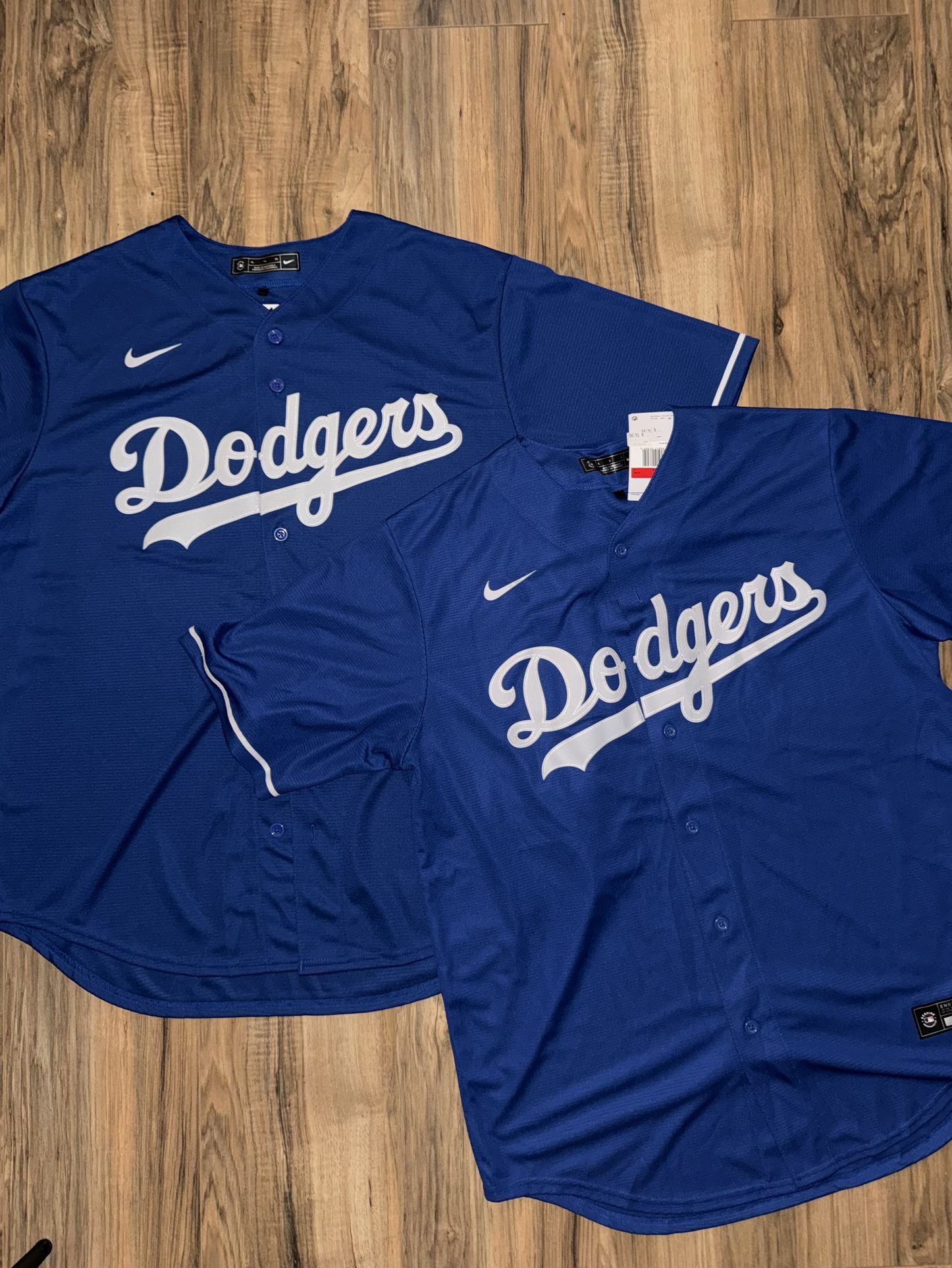 New men’s large & XL Nike LA dodgers blue Jersey