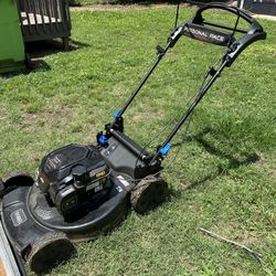 2025 toro self perpelling lawnmower 