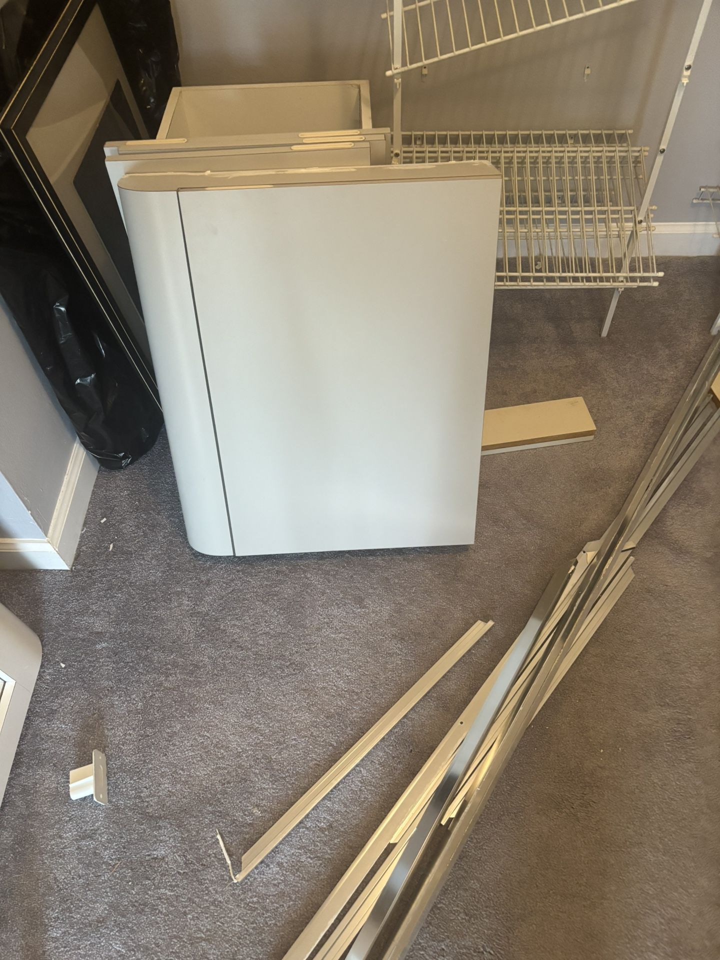 Free Wall Cabinet