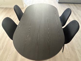 Dark Wood Oval Dining Table with 4 Chairs