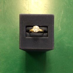 14k Solitaire Ring 
