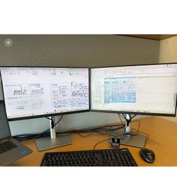 Dell Monitors 21.5” - several available