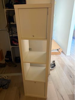 Bookshelf