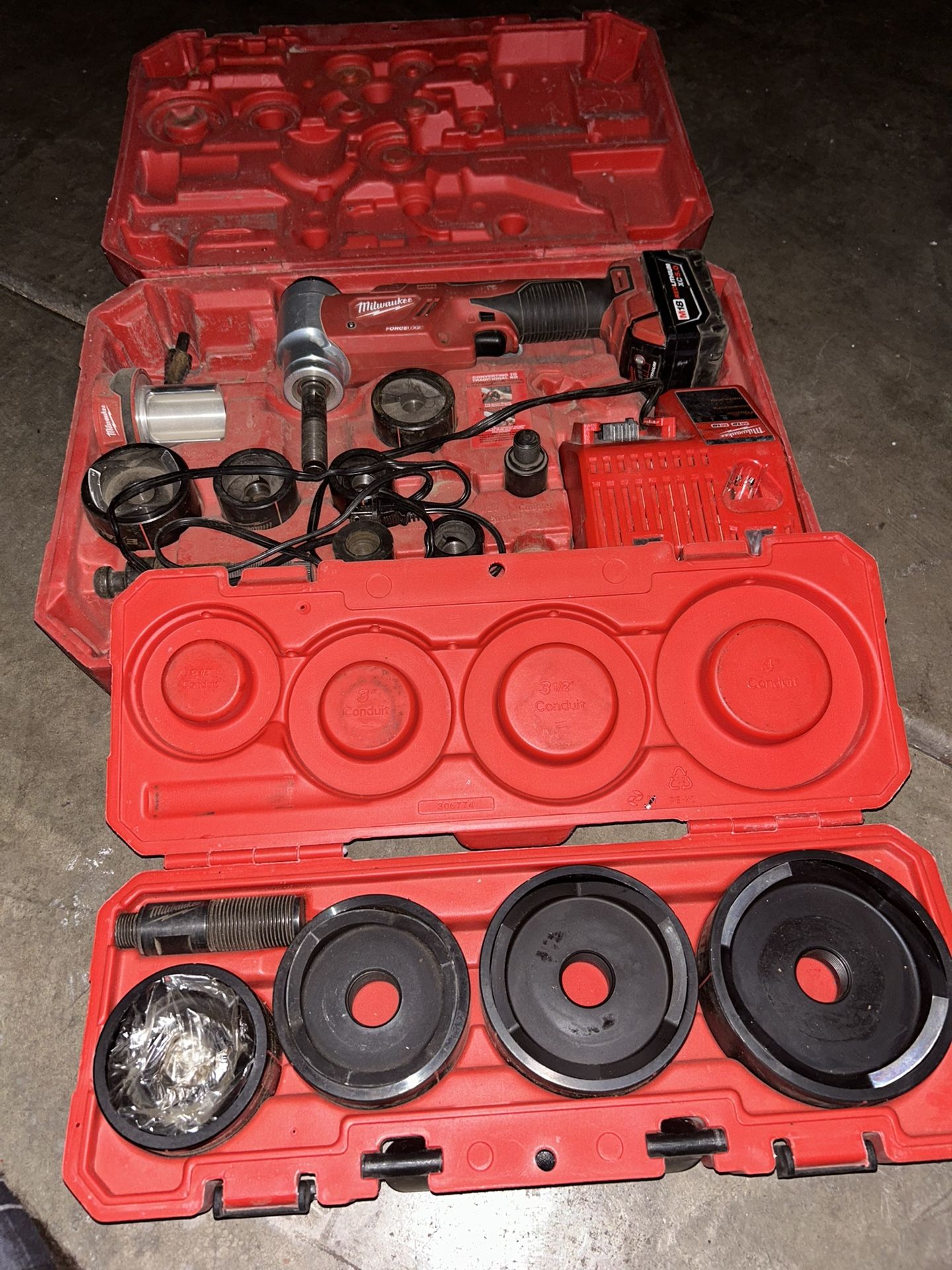 Milwaukee Knock Out Tool And Milwaukee Extract