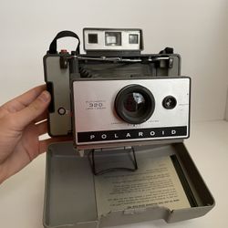 Polaroid 320 Automatic Instant Antique Vintage Film Camera