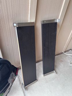 FREE Wall shelves