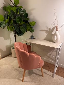 Pink Velvet Scallop Accent Chair