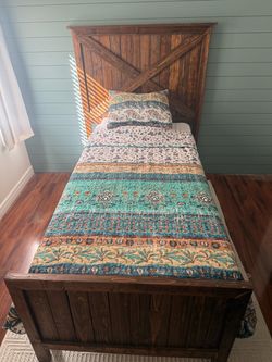 Twin bed