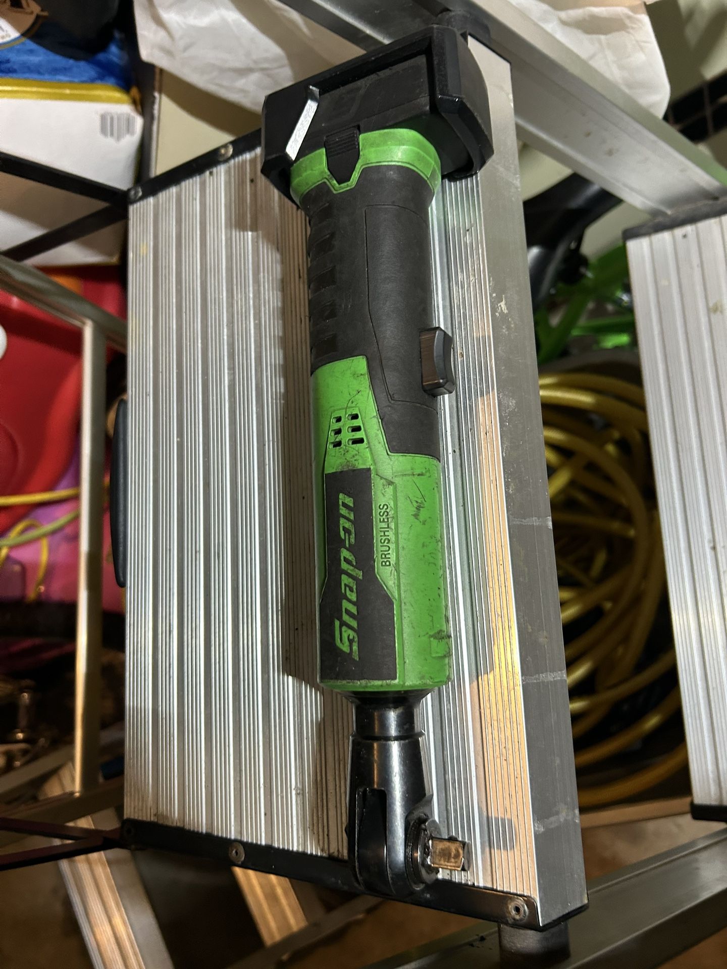 Snap On 3/8 Brushless Cordless Ratchet 14.4 V