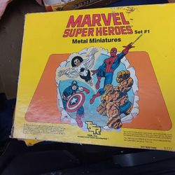 vintage Marvel Super Heroes Metal Miniatures Set #1 produced by TSR, Inc. in 1984. 