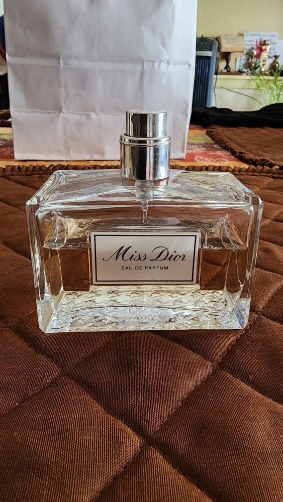 Miss Dior Perfume