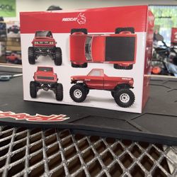 Redcat Ascent 18 1/18 RC Crawler/ Truck.