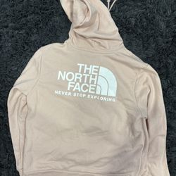 The North Face Women's Circular Design Box NSE Pullover Hoodie