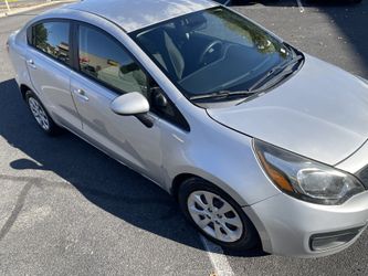 2015 KIA Rio5