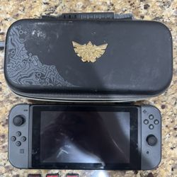 Nintendo Switch W/ 3 Games 