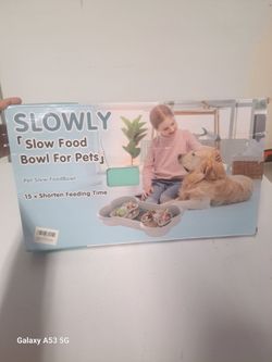 Dog feeder
