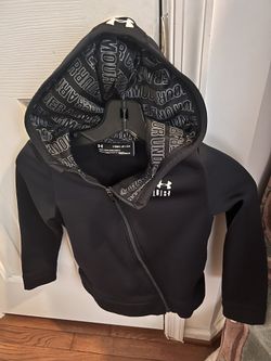 UNDER ARM-OUR Youth SMALL Black Pull Over Logo Fleece Sweatshirt Hoodie