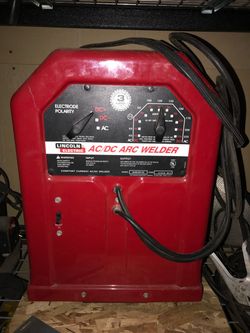 Lincoln Electric 240-Volt / 225-Amp Stick Welder