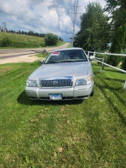 2010 Mercury Grand Marquis