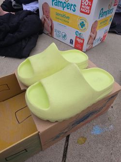 Yeezy Slides