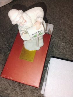 Lenox Ceramic Santa 7" H .With Box Pickup Only Cash 