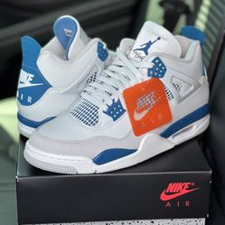 Jordan 4 Retro Military Blue 