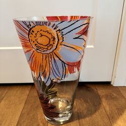 Used: Decorative vase