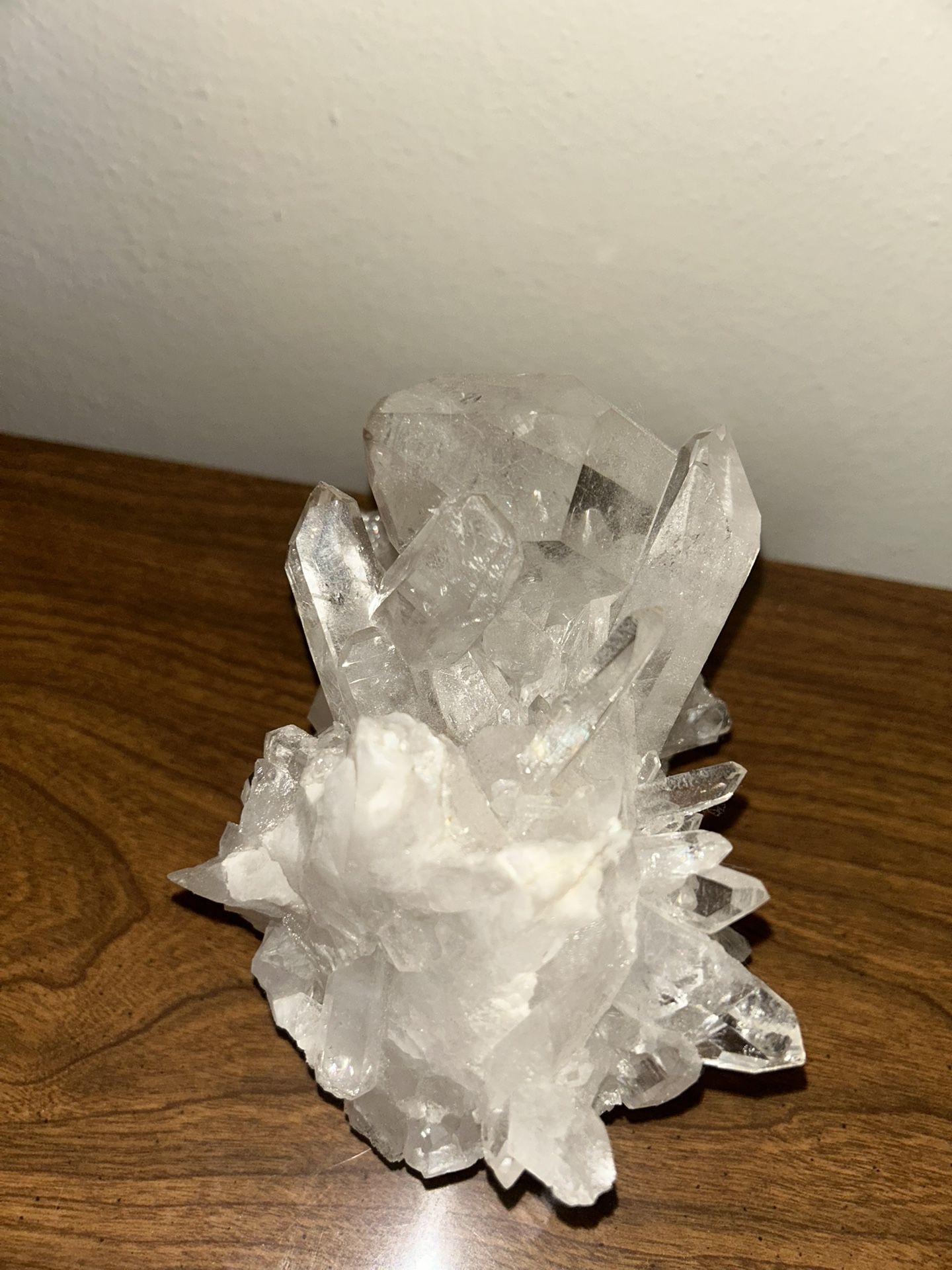 AAA Grade Quartz Cluster – Natural High-Quality Crystal ✨