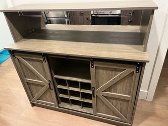 Wine cabinet with 2 sliding doors