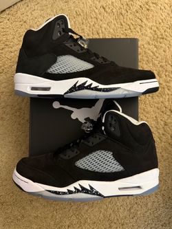 Size 9.5 (Brand new with box) - 2021 Air Jordan 5 retro Oreo