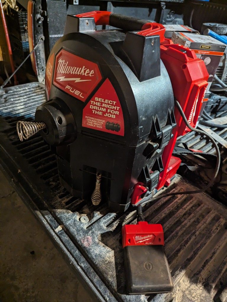 Milwaukee Drain Snake Fuel Backpack