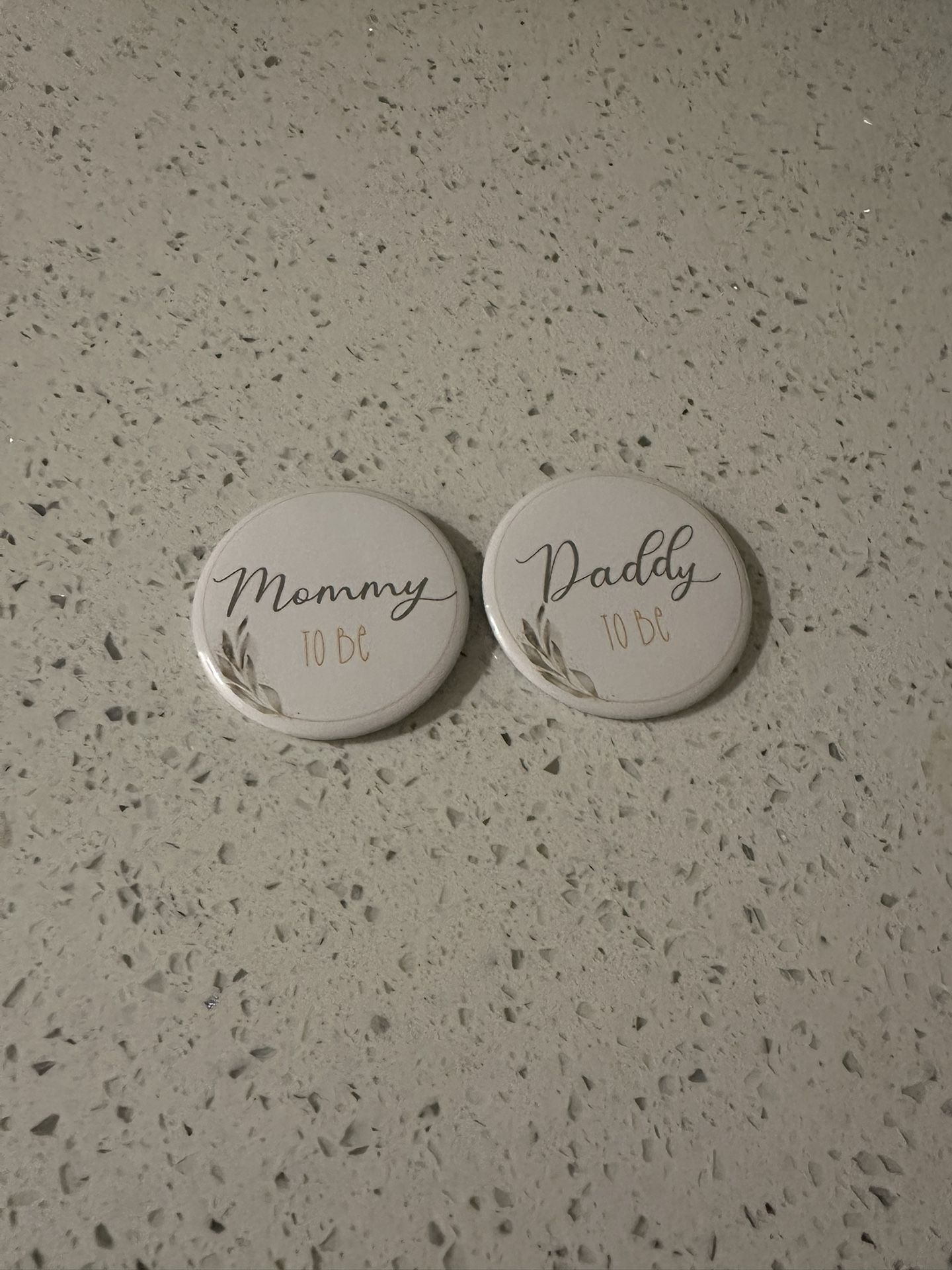 Greenery Mommy to Be and Daddy to Be Baby Shower Pins