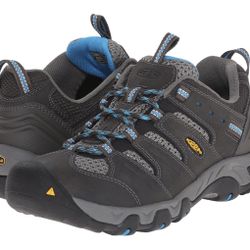 KEEN hiking shoes - size 8 women