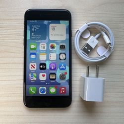 Unlocked Apple iPhone 8 64GB black AT&T T-Mobile Metro PCs Cricket Verizon Straight Talk Cell Phone 