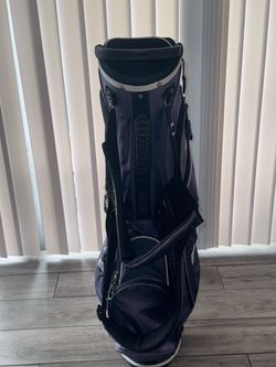 Wilson staff 6 way dark purple  stand bag