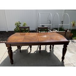Solid Wood Dinning Table With 4 Chairs