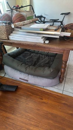 Pottery barn dining/craft table