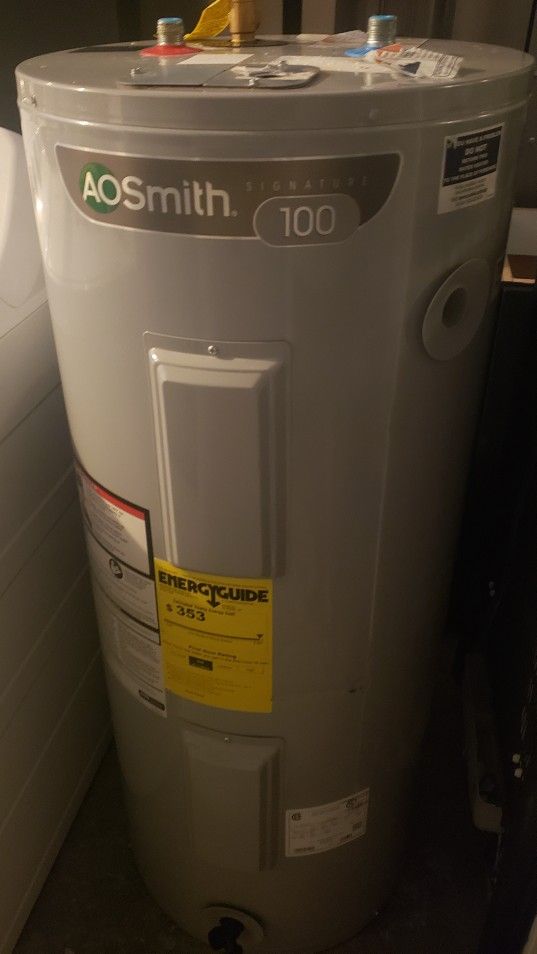 A.O. SMITH SIGNATURE ELECTRIC WATER HEATER....30 GALLON....NEW.....$ 300